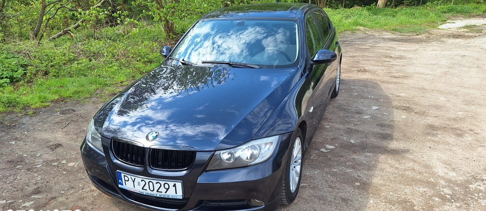 BMW Seria 3 cena 25900 przebieg: 137000, rok produkcji 2005 z Poznań małe 326